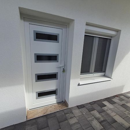 Apartmani Tropical Vodice Eksteriør billede