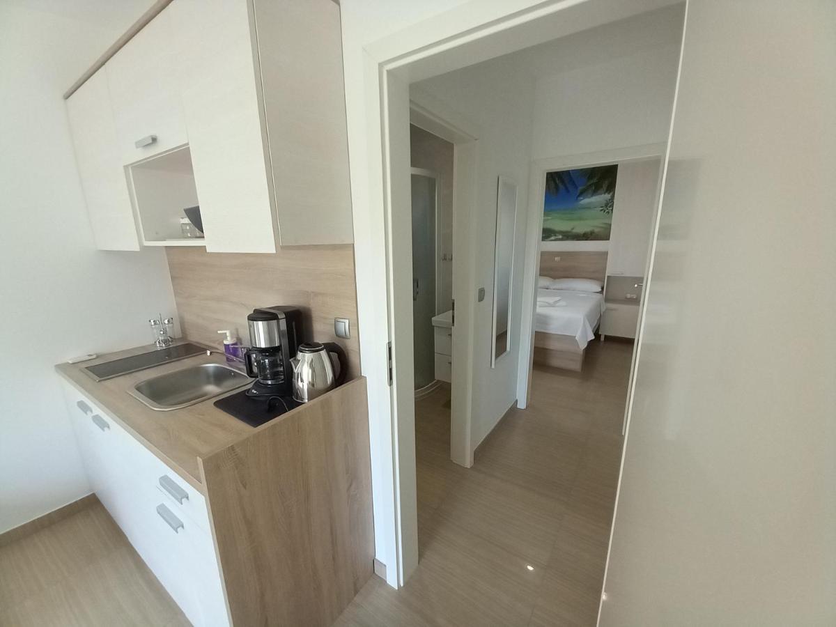 Apartmani Tropical Vodice Eksteriør billede