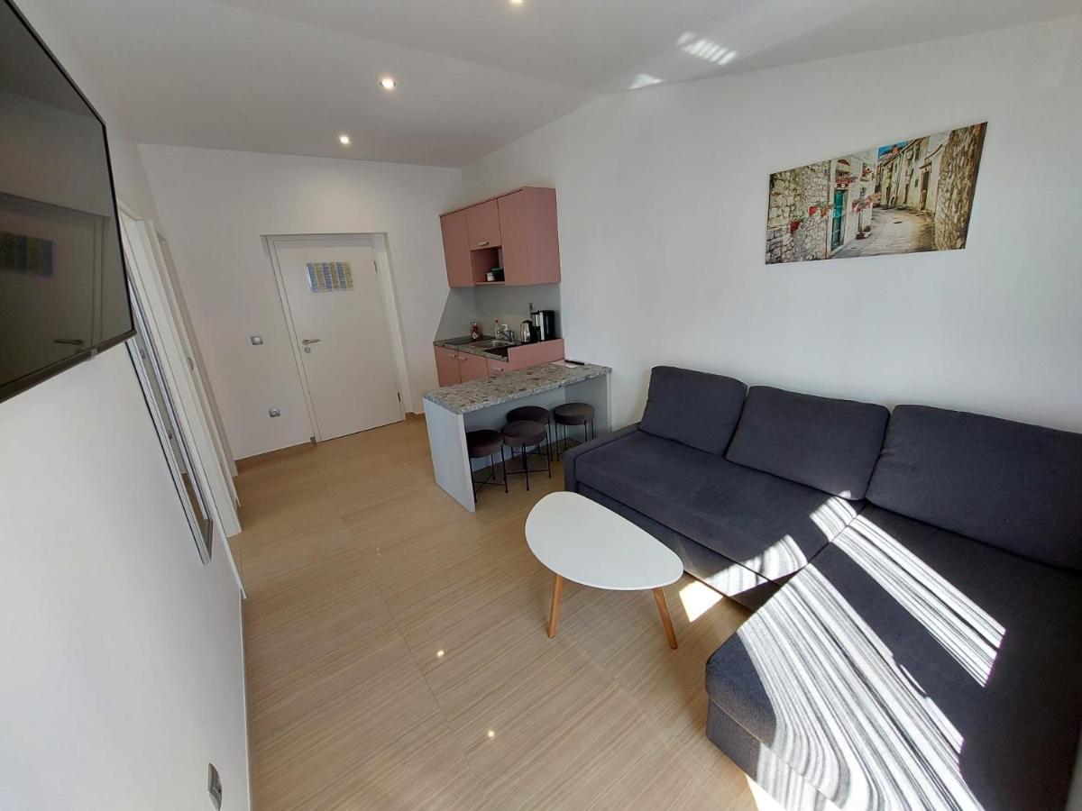 Apartmani Tropical Vodice Eksteriør billede