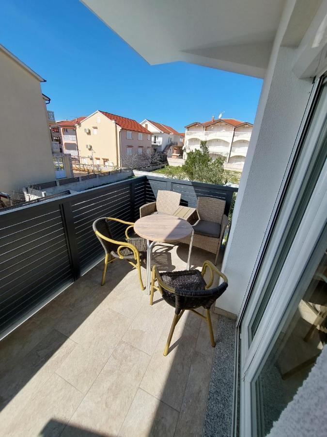 Apartmani Tropical Vodice Eksteriør billede