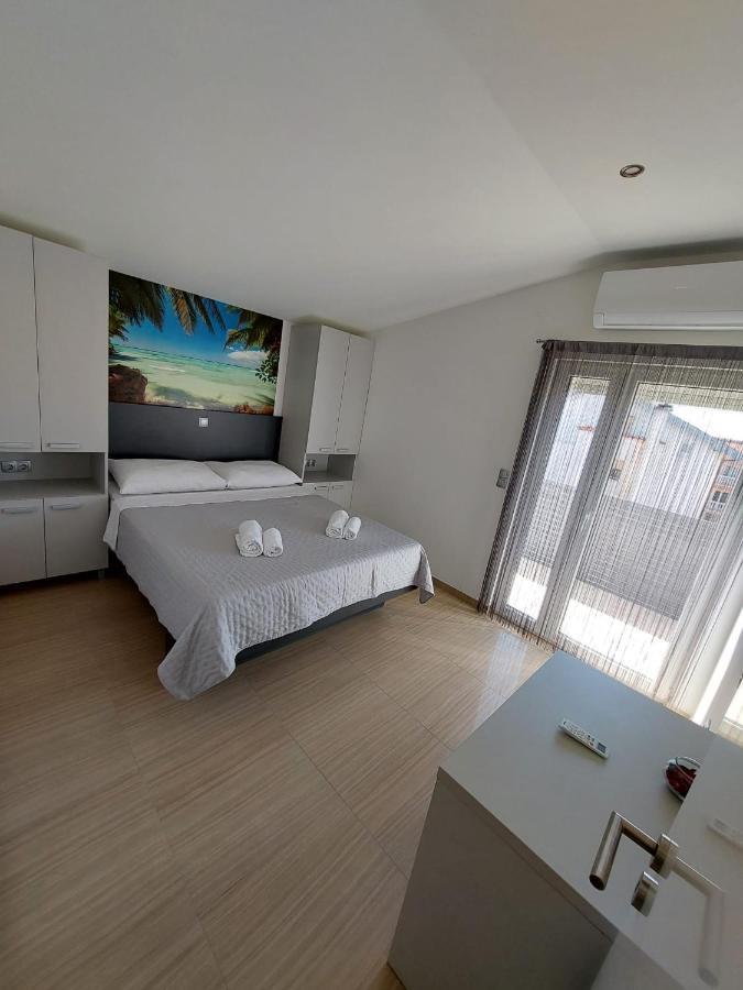 Apartmani Tropical Vodice Eksteriør billede