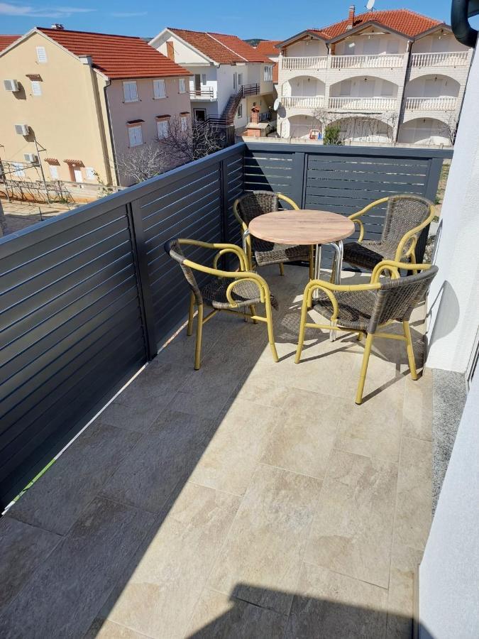 Apartmani Tropical Vodice Eksteriør billede