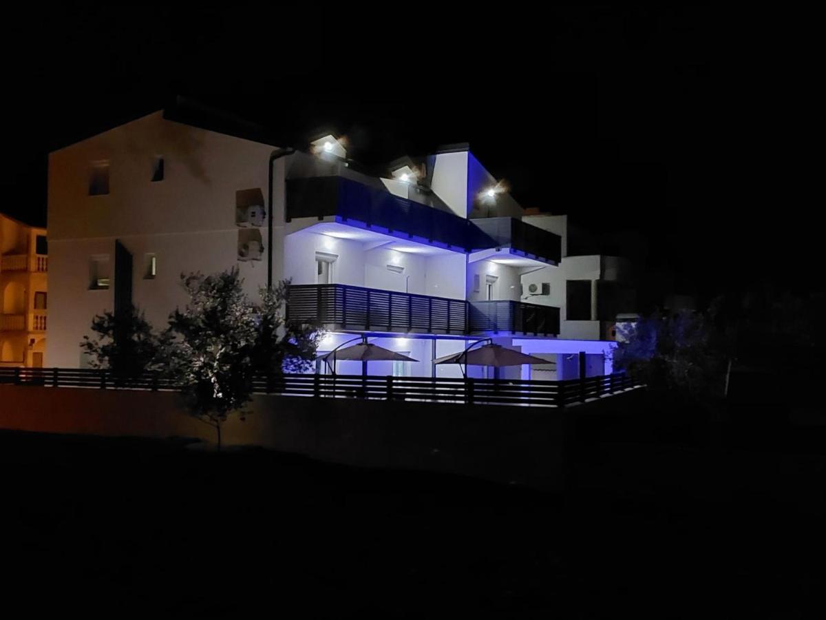 Apartmani Tropical Vodice Eksteriør billede