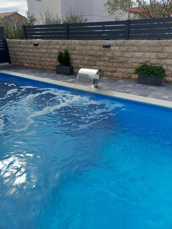 Apartmani Tropical Vodice Eksteriør billede
