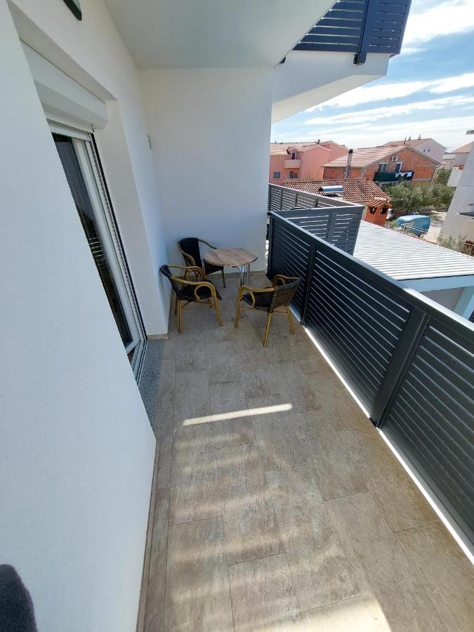 Apartmani Tropical Vodice Eksteriør billede