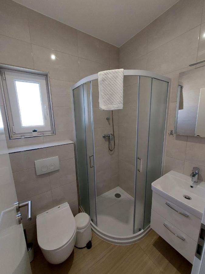Apartmani Tropical Vodice Eksteriør billede