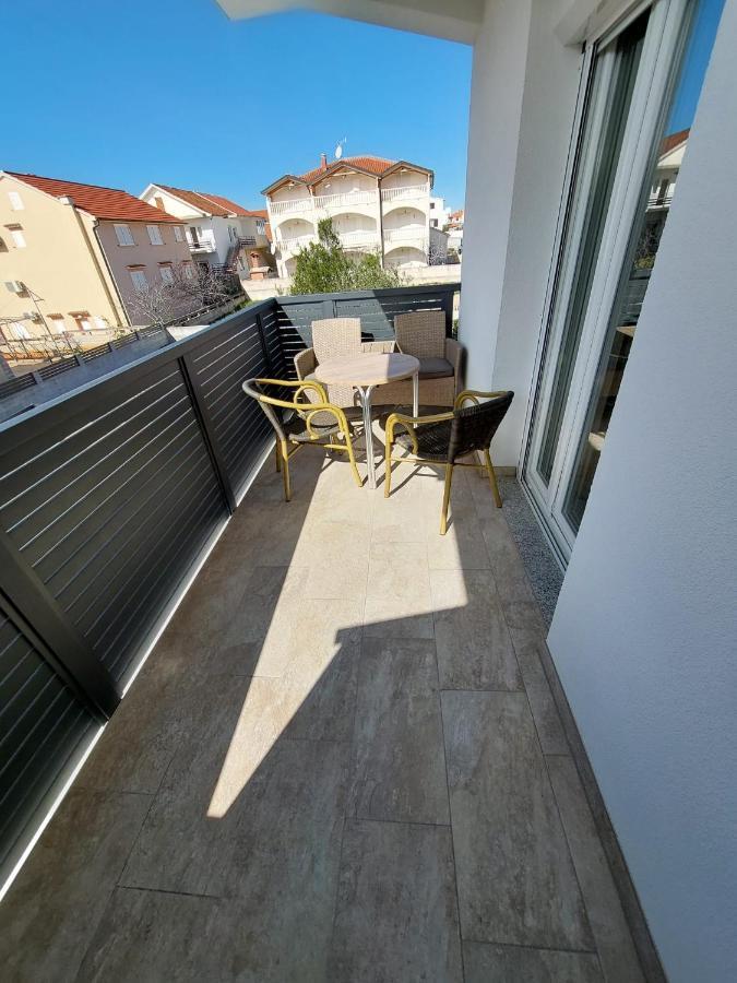 Apartmani Tropical Vodice Eksteriør billede