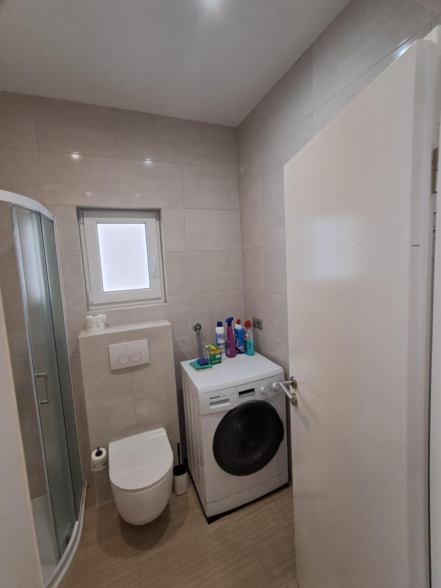 Apartmani Tropical Vodice Eksteriør billede